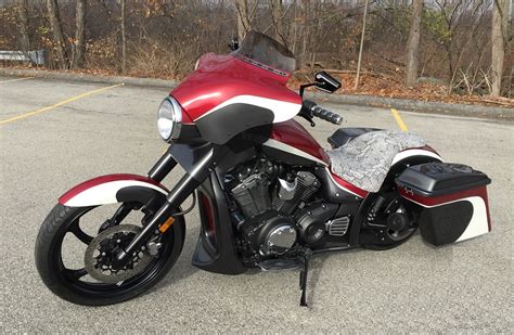 Stainless hardware no brake line removal powder coated. CUSTOM YAMAHA STRYKER BAGGER - SS Custom Cycle