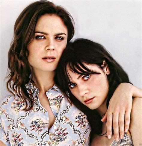Emily erin deschanel (born october 11, 1976) is an american actress and producer. Deschanel | Emily deschanel, Zooey deschanel, Celebrity ...