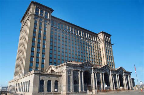 Abandoned Detroit Station To Become Fords Mobility Hub