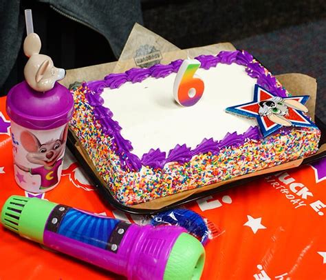 Bigger Better Birthday Parties At Chuck E Cheese Happiness Is Homemade