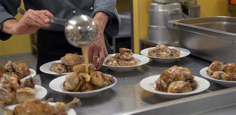 Los pacientes con gastroenteritis bacteriana se internan en habitaciones privadas. Enfermedades transmitidas por alimentos: Toxiinfección, gastroenteritis o diarrea sin especificar