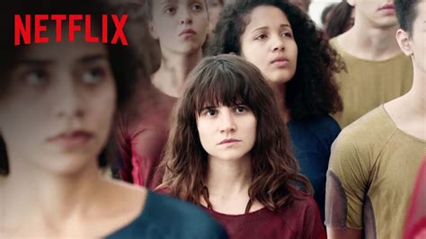 It's me and you against the world, kid — remember that. so when netflix announced its upcoming ya drama ginny and georgia, i was immediately excited. 3% | Trailer Oficial - Netflix HD - YouTube