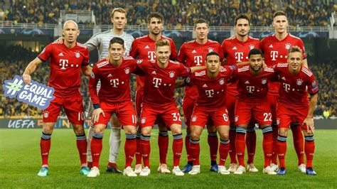 Transferts, salaire, palmares, statistiques en club et en sélection nationale. Bundesliga: Pavard, Werner, Hernandez... Bayern Monachium ...