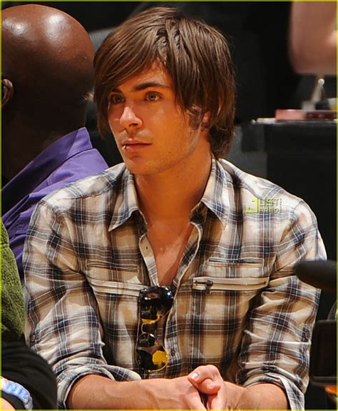 Zac Efron Rockets Vs Lakers Photo 118841 Photo Gallery Just