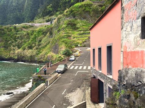 The 'véu da noiva' or 'bride's veil' is the most famous waterfall on madeira island located along the old road that linked são vicente with seixal. AKTUALISIERT: 2020 - SEIXAL BEACH HOUSE - Ferienhaus in ...