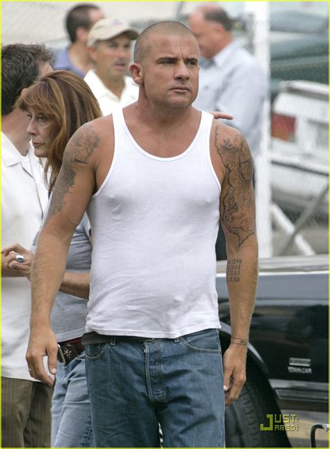 Dominic Purcell Has A Toned Tummy Photo 1451381 Dominic Purcell