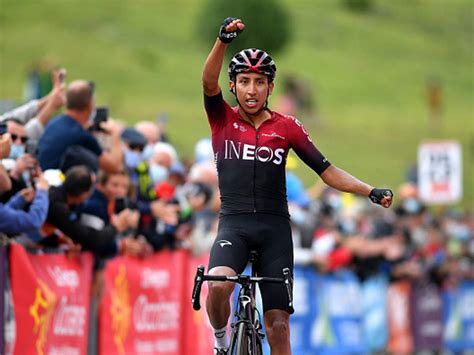 May 26, 2021 · egan bernal cracked on today's summit finish as simon yates and joão almeida easily danced away from the colombian, recovering around a minute on the maglia rosa. Egan Bernal Mountain Bike : Champion Egan Bernal Quits ...
