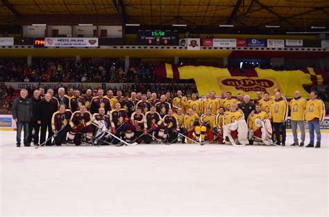 Kladno knights) is a czech professional ice hockey team based in the city of kladno. HC Dukla Jihlava - Reportáž ze zápasu: Olda Boys - Dukla ...