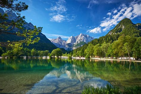 25 Beautiful Lake Jasna Photos To Inspire You To Visit Slovenia