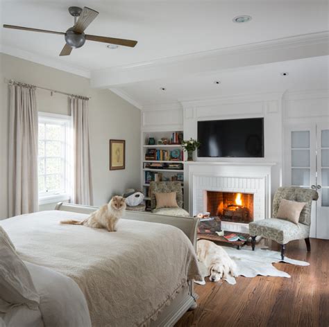 A bedroom fireplace adds coziness like no other! 21 Cozy And Comfy Bedrooms With A Fireplace | Interior God