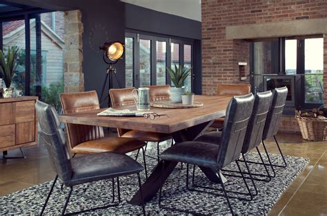 Table salle à manger bois métal pieds en X 180 cm OKA | Tables à manger