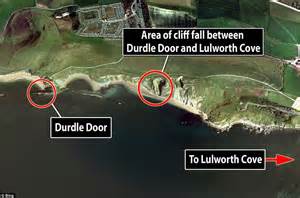 Durdle Door Coast Path Collapse In Dorset Ramblers Walk Dangerously