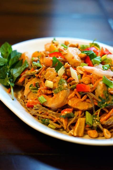 The sauce is usually consists of ingredients such as fish sauce, tamarind paste, dried shrimp and palm sugar. Thai Shrimp Salad with Buckwheat Noodles - Kevin Is Cooking