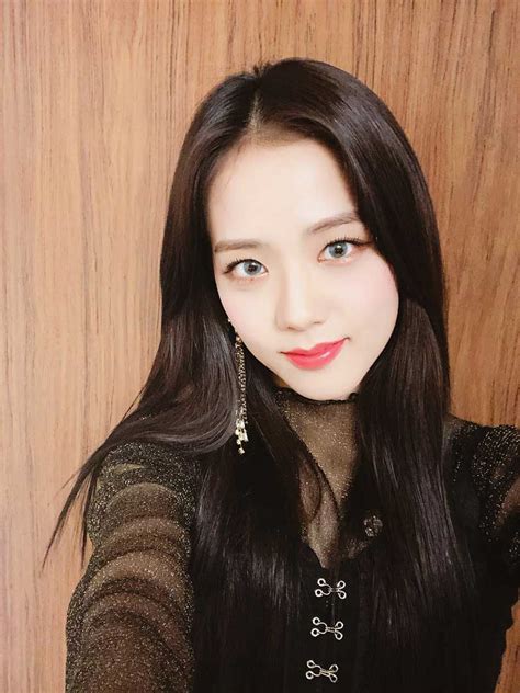 Blackpink Jisoo Selfie Instagram Photo April 2018