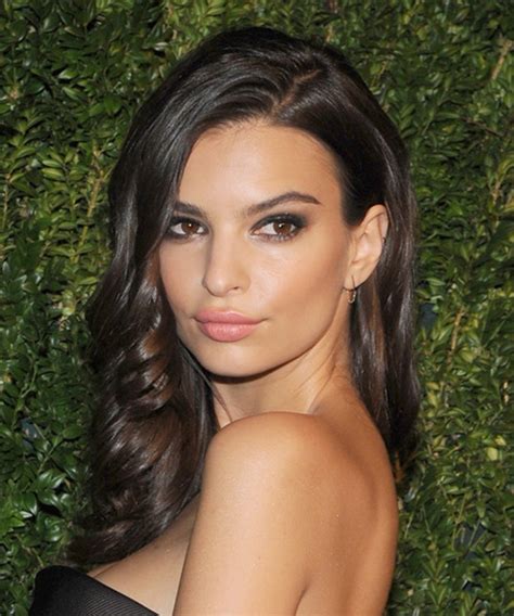 A classic style emily ratajkowski long side hairstyle for every women perfect for both casual and formal situations. Emily Ratajkowski Long Wavy Formal Hairstyle - Brunette ...