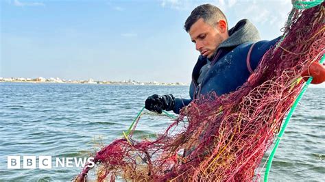Migrant Crisis Tunisian Fisherman Finds Dead Bodies In His Net