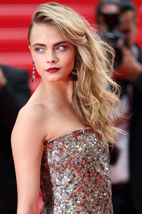 Cosmopolitan uk's round up of the best blonde highlights from platinum to caramel, half head, to full head. 40 Blonde Hair Colors for 2018 - Best Celebrity Hairstyles ...