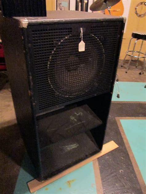Peavey Vintage Sub Cabinet Pa Speaker Or Bass Reverb