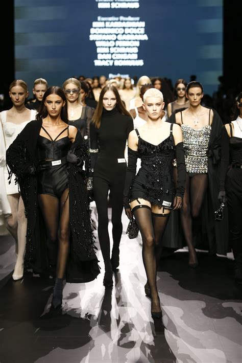 Dolce And Gabbana Spring 2023 Fashion Show Review The Impression