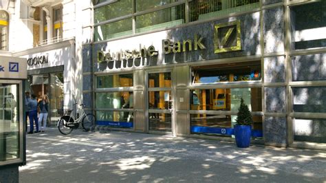 Termine außerhalb der öffnungszeiten nach vereinbarung / selbstbedienungsbereich geöffnet mo. Deutsche Bank - Banks & Credit Unions - Kurfürstendamm 28 ...