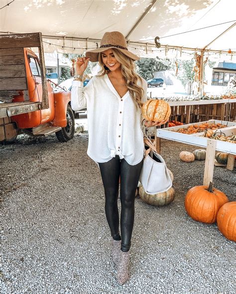 Fall Chic Look For Pumpkin Patch Fall Style Nashville Fall Sights