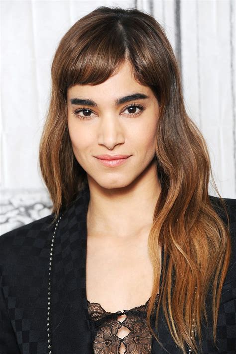 A buzz cut is any of a variety of short hairstyles usually designed with electric clippers. French Haircuts 2018 Parisian Hairstyle Trends We Love