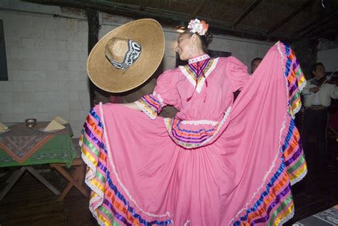 Mexican Hat Dance - PentaxForums.com
