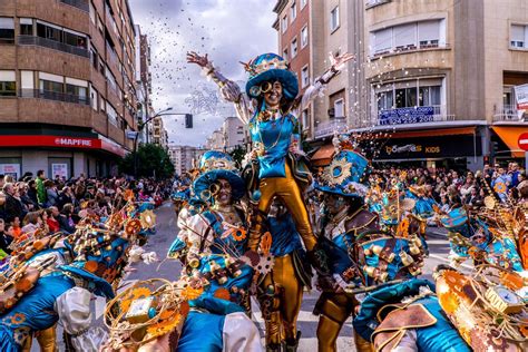 Conoce España A Través De Las Mejores Fiestas De Carnaval