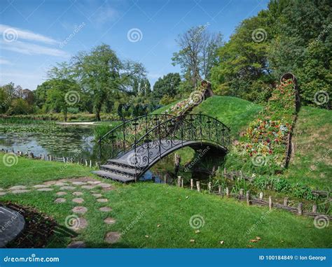 Fairytale Bridge Over The Lake Stock Image Image Of Rakotzbrucke