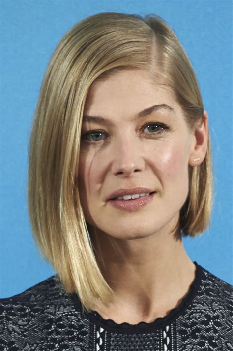 Home filmstars female rosamund pike height, weight, age, body statistics. Rosamund Pike - What We Did On Our Holiday Photocall at ...