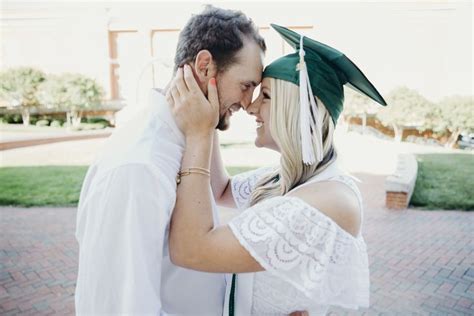Pin By Haley Wiseman On College Couple Graduation Pictures Couple Graduation Pictures Wedding