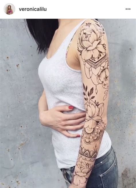 Cute sleeve tattoos for females. Pin by Tattoo Splendor on Traditional Tattoo Sleeves ...
