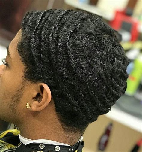 In this article, i will show you how to get 360 waves. Follow @champagnekayyy ... for more.. | Waves hairstyle ...