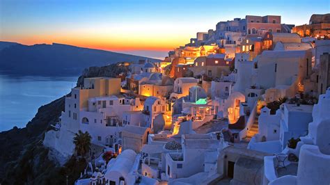 Romantic Sunset In Oia Santorini Cyclades Greece Windows Spotlight
