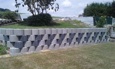 Stützmauer mit Hangausgleich 4 FSL