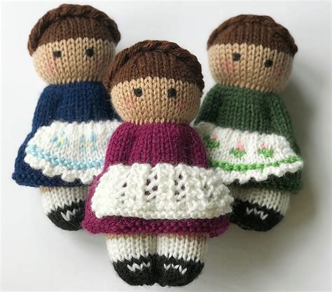 Ravelry Pinafore Friends By Esther Braithwaite With Images Knitted