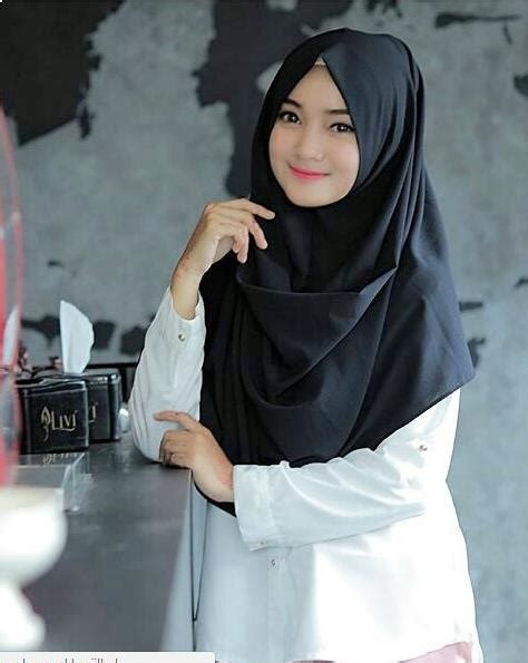Maybe you would like to learn more about one of these? Mentahan Wanita Berhijab - MOCKUP FRESH