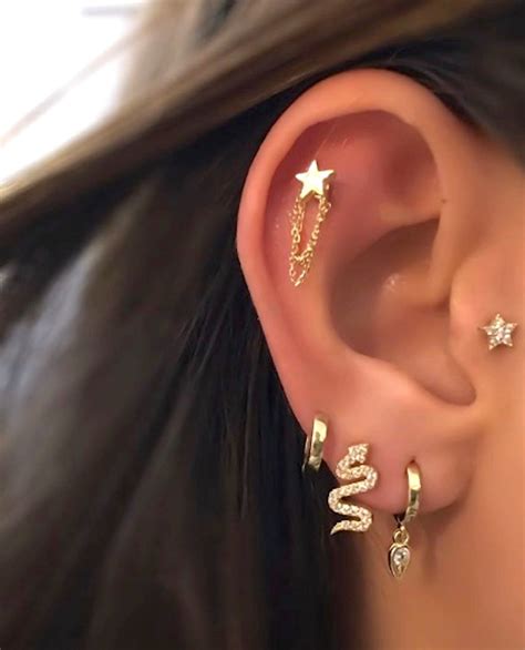 14k Solid Yellow Gold Dainty Star Chain Piercing Tragus Helix Etsy In 2020 Ear Jewelry