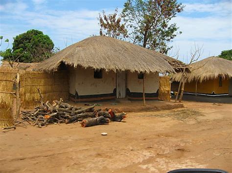 Traditional Malawian House photo, Malawi Africa