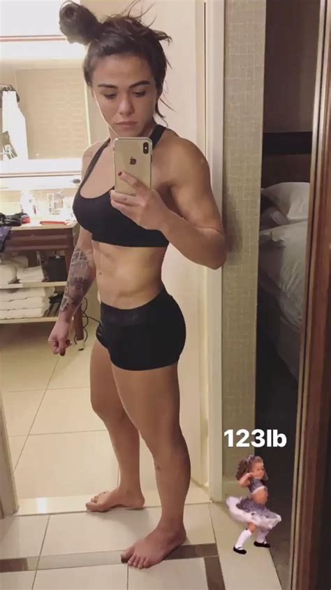 Claudia gadelha onlyfans leak