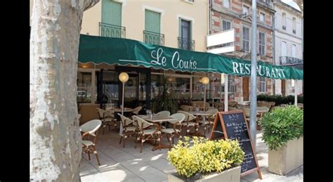 Order online and get fresh food or drink delivered from the best local restaurants straight to your door. HÔtel Restaurant Le Cours Saint-gilles