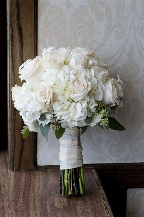 Aliexpress carries many bouquet silk rose flower related products, including decor flower , decor flower home , artificial ranunculus , bouquet , flower wed. Southern Blue Celebrations: White / Cream Wedding Bouquets