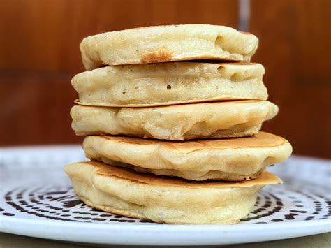 Des Pancakes épais Et Moelleux En Moins De 10 Minutes La Recette