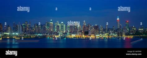 Manhattan Skyline From Weehawken Nj Night New York Stock Photo Alamy