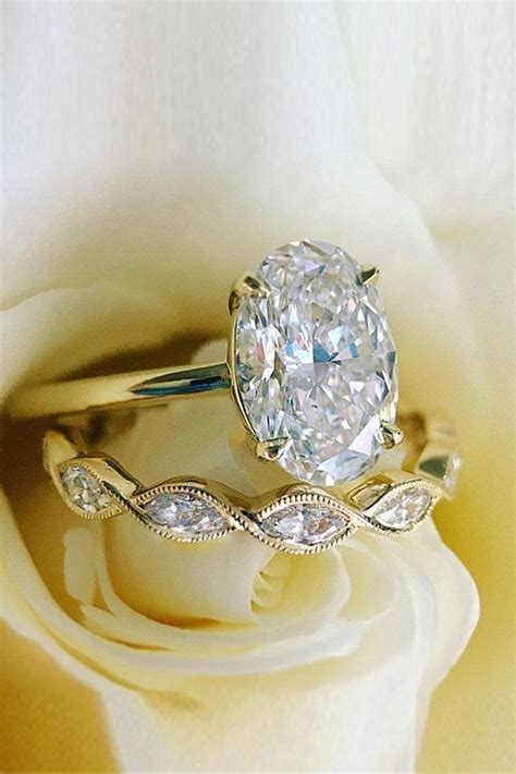 The superlative beauty of tiffany engagement rings is the result of our exacting standards and obsession with creating the world's most beautiful diamonds. 27 The Best Yellow Gold Engagement Rings From Pinterest ...