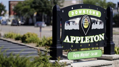 Downtown cleanup program stresses job skills