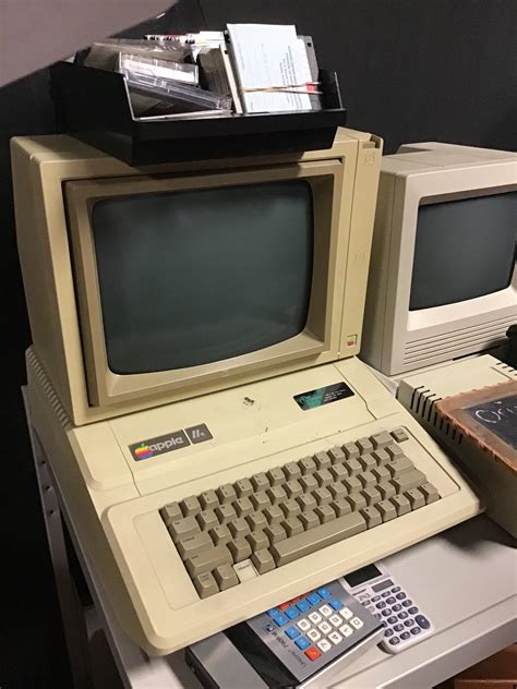 Vintage Apple Computer Rvintage