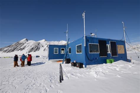 Union Glacier Camp Antarctic Logistics And Expeditions Antarctica
