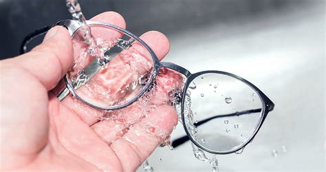 how to clean glasses in 5 easy steps clearly