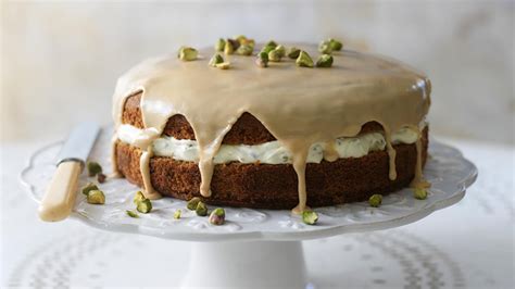 Type the ingredients you want to use, then click go. Coffee and cardamom cake with pistachio cream | Recipe in 2020 | Pistachio recipes, Cardamom ...